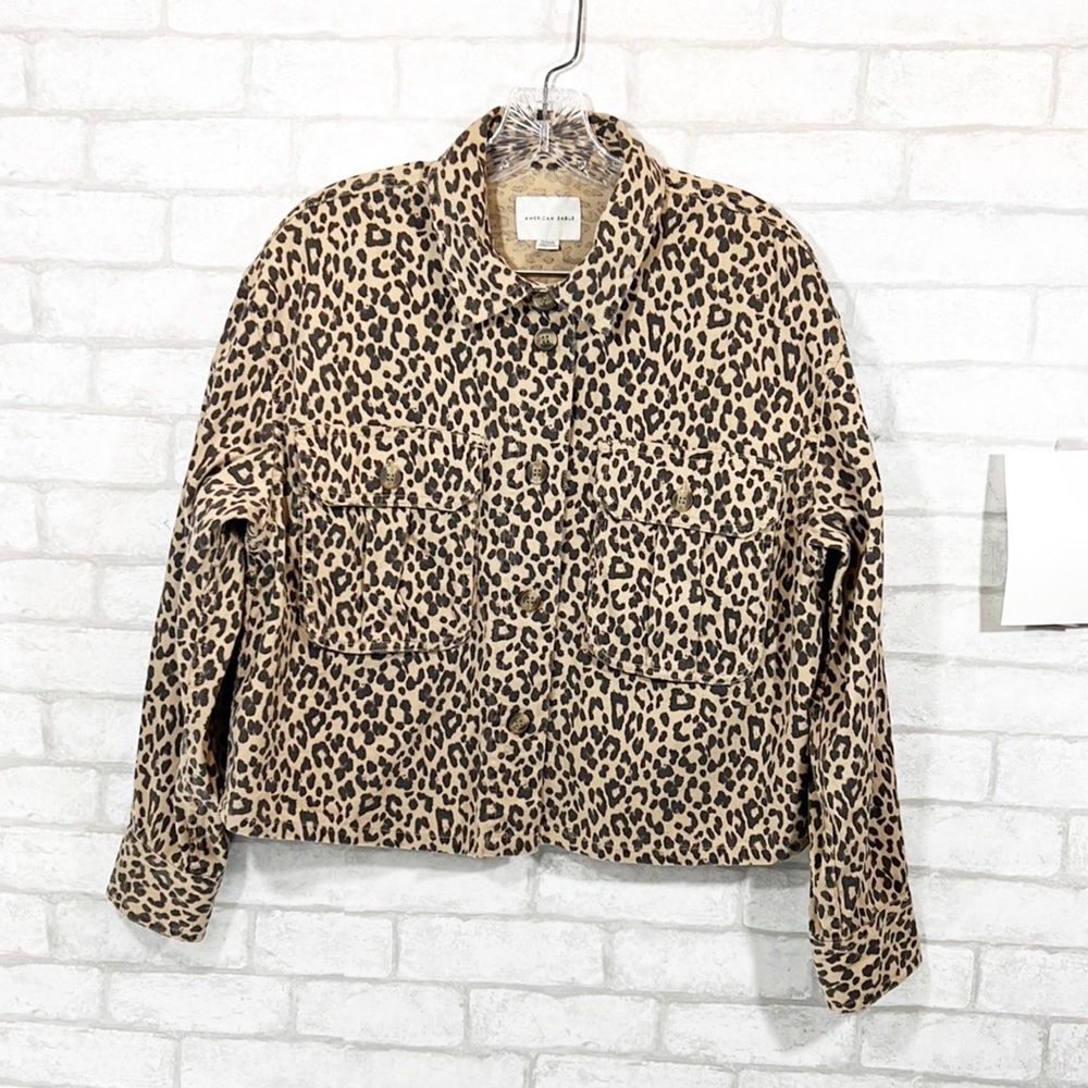 American eagle outfitters animal print jacket size Medium